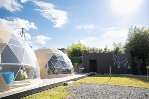 Perhehuone, vuoristonäköala