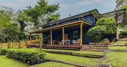 Boutique ATL Escape Movie Room and Covered Deck