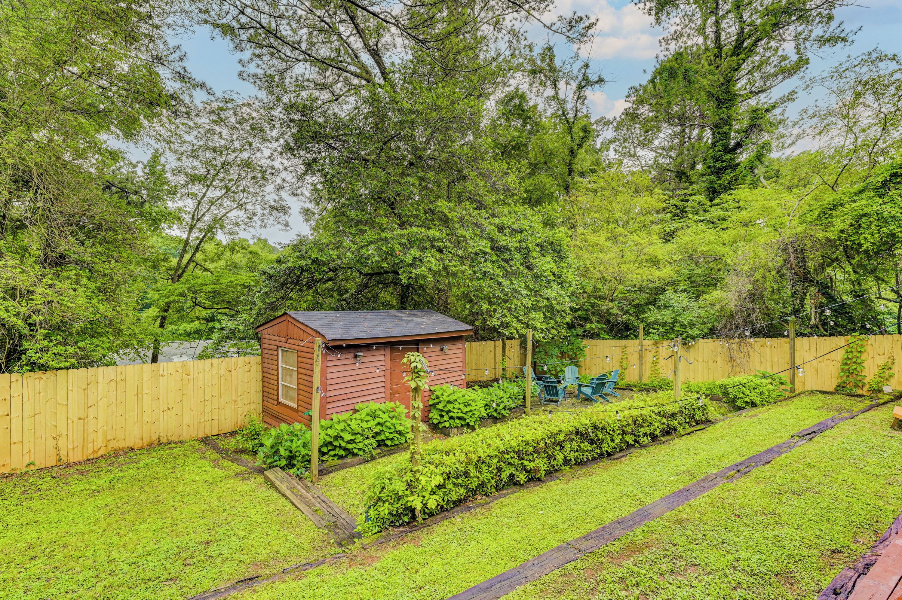 Að innan
