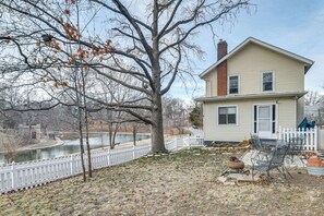 House (5 Bedrooms) | Interior - Lakeside Clifton Heights Home Near Forest Park (St. Louis)