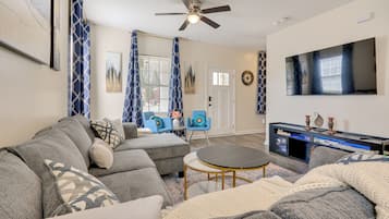 House (3 Bedrooms) | Front of property