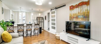 Travel Nurses Welcome! Long-term Stay in Rochester