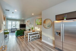 Apartment (2 Bedrooms) | Interior - Steps to River & Norms Island! Pet-friendly Haven (Billings)