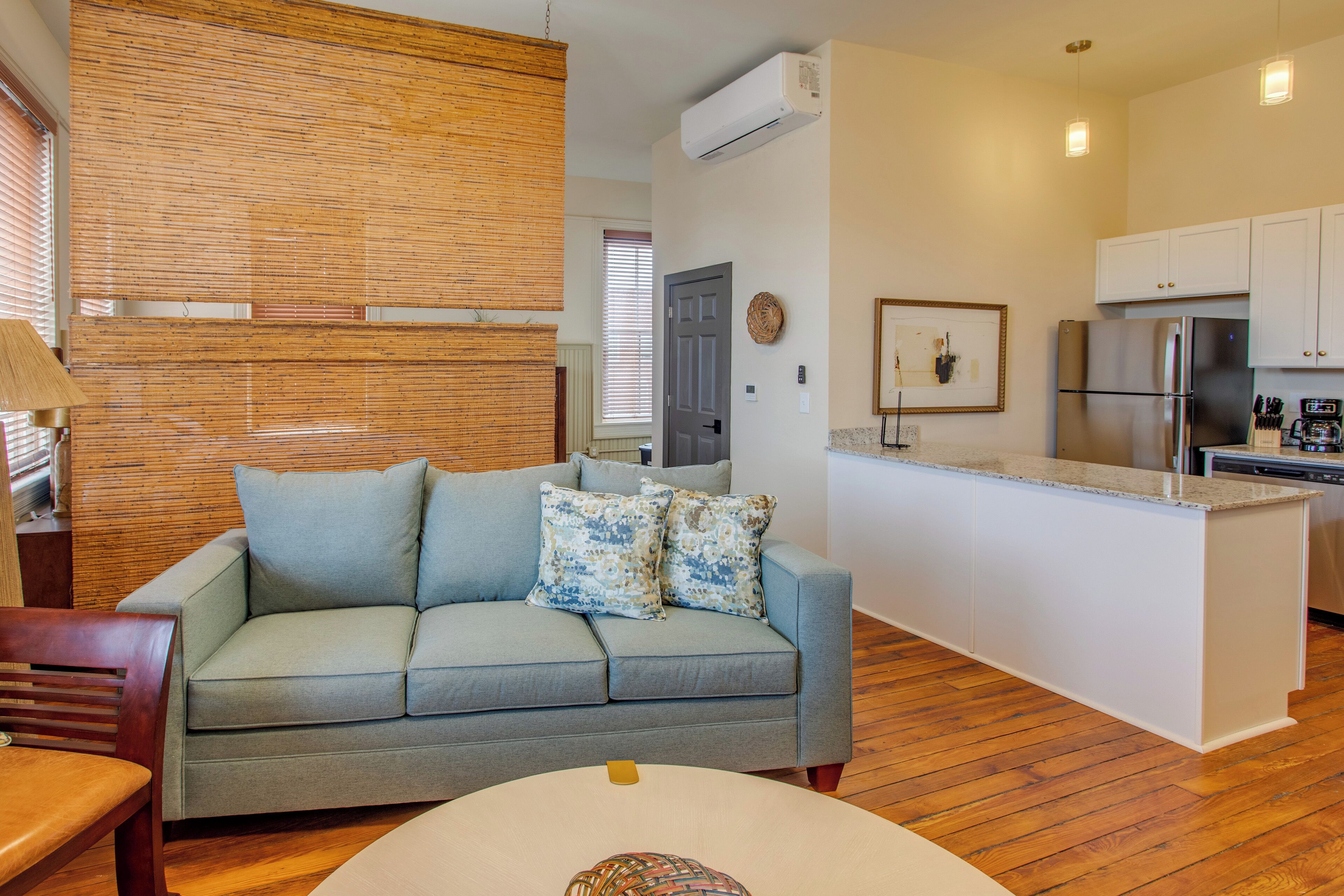 Apartment (0 Bedroom) | Interior