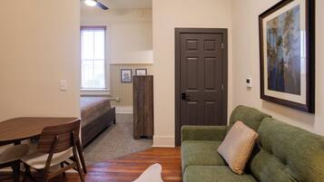Apartment (0 Bedroom) | Interior