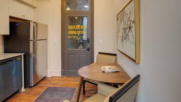 Apartment (1 Bedroom) | Interior