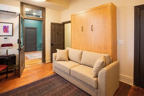Apartment (0 Bedroom) | Interior - Downtown Business Hub! Walkable Condo in Florence (Florence)