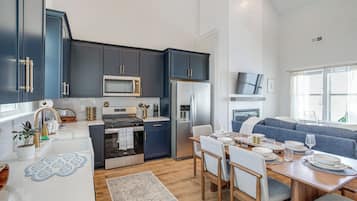 Nhà (2 Bedrooms) | Nội thất