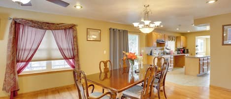 House (4 Bedrooms) | Front of property