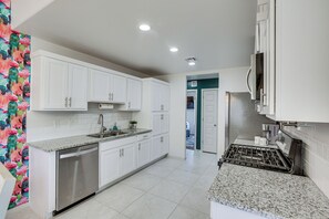 บ้านพัก (4 Bedrooms) | ภายใน