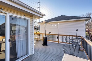 House (4 Bedrooms) | Interior - Spacious & Family Friendly! Lincoln Home w/ Deck (Lincoln)