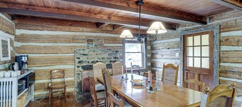 3+ Picturesque Acres! Historic Lexington Farmhouse