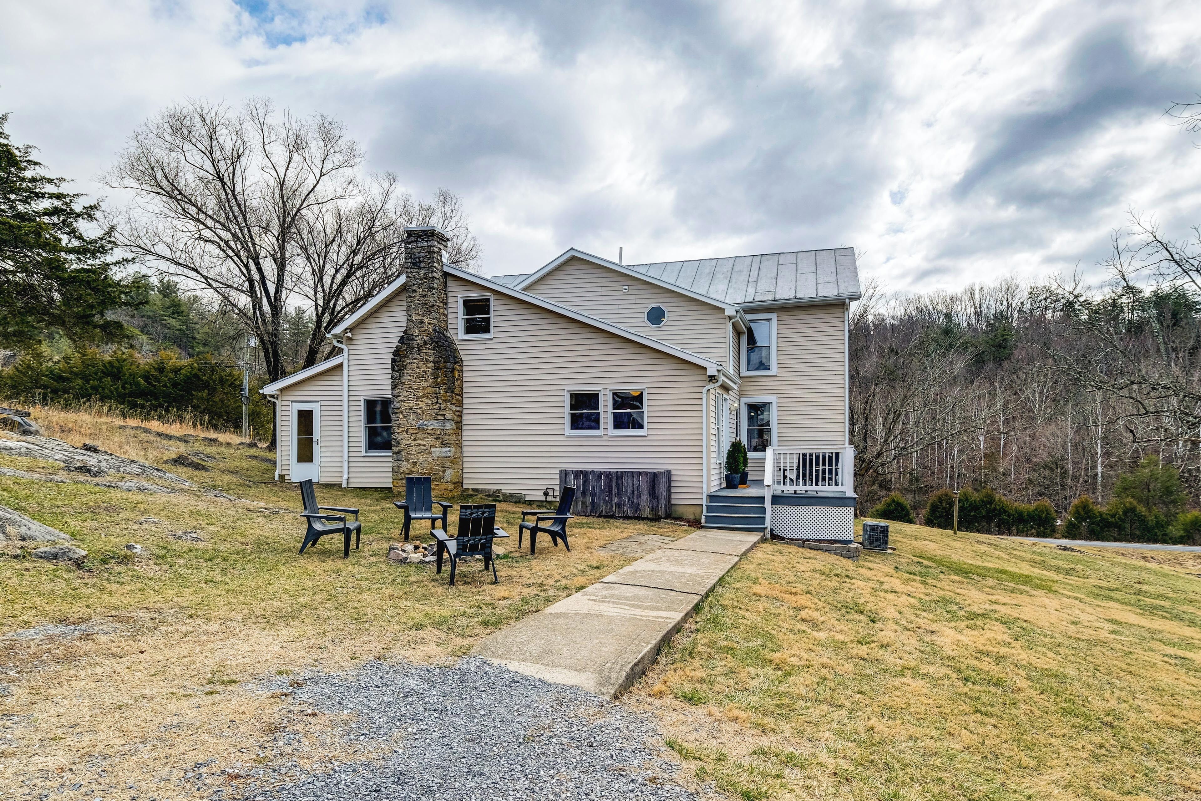 House (4 Bedrooms) | Interior