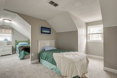 Family & Pet Friendly! Home 6 Mi to Surfside Beach