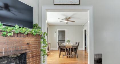 River & Marina Views! Walkable Phoenix Getaway