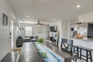 House (3 Bedrooms) | Interior - Walk to Surfside Beach: Coastal Family Retreat (Freeport)
