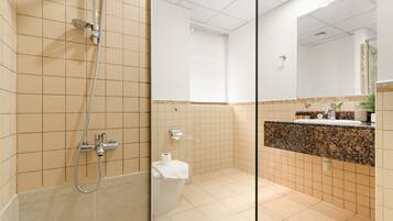 Appartement, accessible aux personnes à mobilité réduite | 4 chambres, Internet