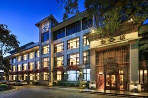 Immagine non classificata, 2 di 14, pulsante