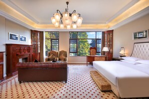 Classic Double Room, Lake View - The White House Guilin (Guilin)