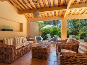 Terrace/patio - Villa with pool in Gassin (Gassin)