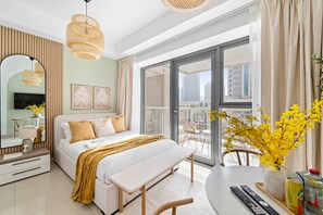 House, Accessible - Silkhaus Modern Studio Emaar Tower Balcony (Dubai)