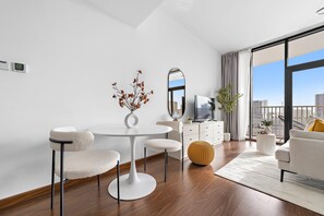 Studio, barrierefrei | Internetzugang