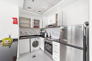 Studio, Accessible | Internet - Silkhaus Lux Studio Binghatti Pearl Near Mall (Dubai)