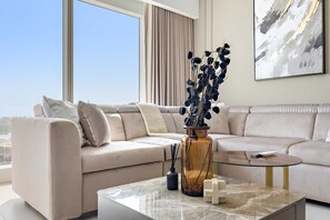 House, Accessible - Silkhaus Gate Tower Luxurious Studio w City View (Abu Dhabi)