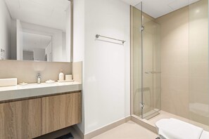 Apartment, Accessible - Silkhaus Big 2BR Downtown Views II Emaar Tower (Dubai)