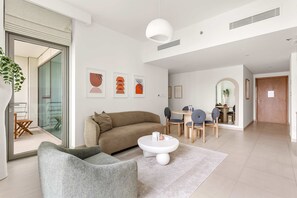 Apartment, Accessible - Silkhaus Big 2BR Downtown Views II Emaar Tower (Dubai)
