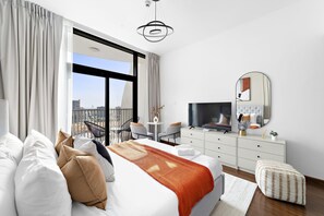 Studio, Accessible - Silkhaus Modern Studio Binghatti Pearl (Dubai)