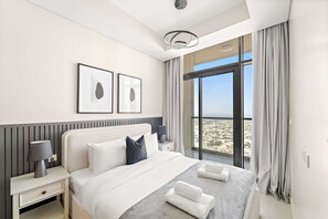 House, Accessible - Silkhaus Stylish 2bdr in Aykon Tower (Dubai)