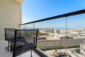 Studio, Accessible - Silkhaus New Modern Studio Business Bay (Dubai)