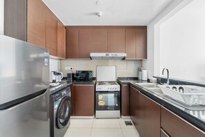 House, Accessible - Silkhaus Chic 1bdr Burooj Views Ideal Location (Abu Dhabi)