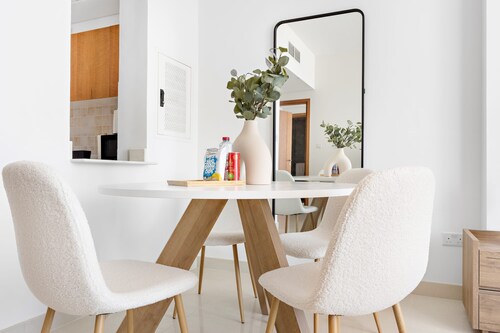 Silkhaus Modern 1bdr Al Reem Island Julphar
