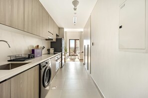 House, Accessible - Silkhaus Studio Getaway Yas Golf Collection (Abu Dhabi)