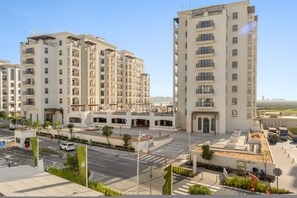 House, Accessible - Silkhaus Premier 1BR Yas Golf Collection (Abu Dhabi)