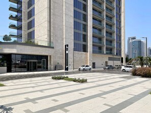 House, Accessible | 1 bedroom, Internet - Silkhaus Elite 1bdr Canal Front Tower Al Wasl (Dubai)