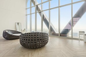 House, Accessible - Silkhaus 64floor PH Ballroom Hall Private Pool (Abu Dhabi)