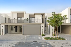 House - Silkhaus Spacious 3bdr Maid Tilal Al Ghaf (Dubai)