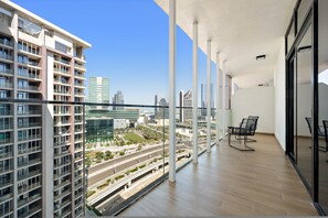 House, Accessible - Silkhaus 1bdr Bright Space in Maryah Island (Abu Dhabi)