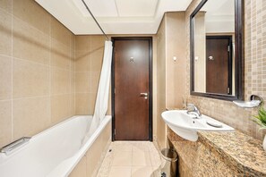 House, Accessible - Silkhaus Premier 2bdr Sky Gardens Difc (Dubai)