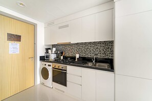 Estúdio, acessível | Acesso à internet de alta velocidade