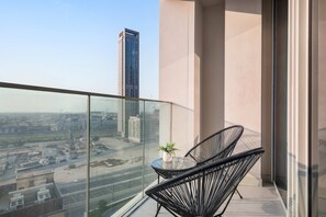 1 bedroom, Internet - Silkhaus Modern 1 BDR Forte Tower Downtown (Dubai)