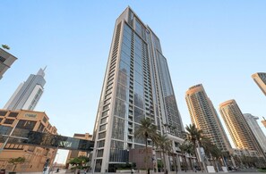 Apartment, Accessible - Silkhaus Modern 1 BDR Forte Tower Downtown (Dubai)