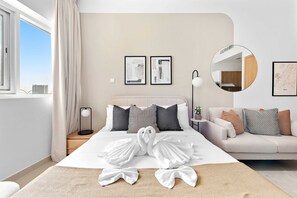 House, Accessible - Silkhaus New Luxurious Studio Near Silicon Mall (Dubai)