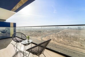 Apartment, Accessible - Silkhaus Cozy 1BR Binghatti Corner JVC Heart (Dubai)
