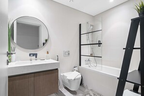 House, Accessible - Silkhaus Family Escape 2BR Sea View Beach Isle (Dubai)