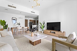 House, Accessible - Silkhaus in Downtown Fountain View Act One (Dubai)