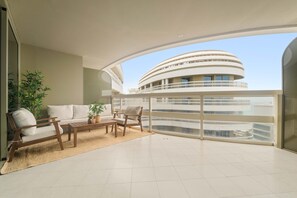 Apartment, Accessible - Silkhaus Sea View 1BR With Free Mamsha Beach Access Saadiyat (Abu Dhabi)
